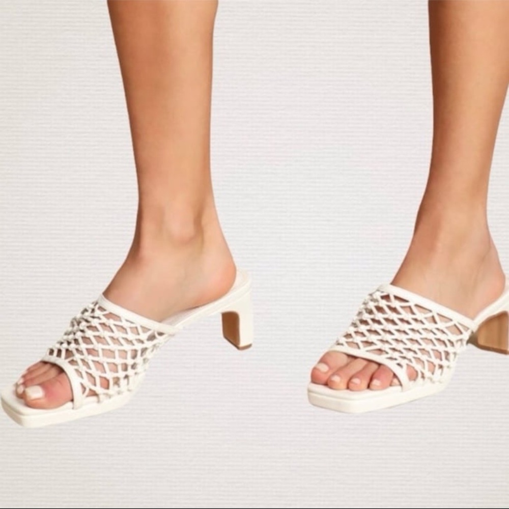 ⚡️Lulu's REWN Sandals - Size 8.5